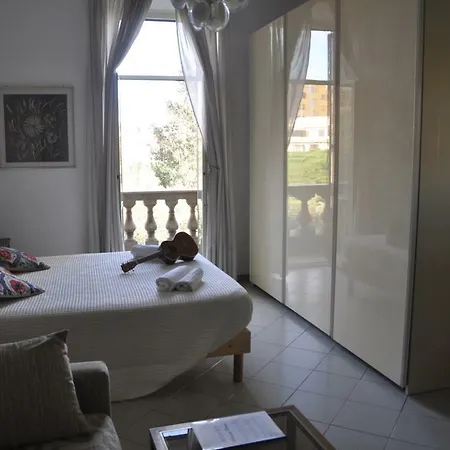 Interno 7 * Rome